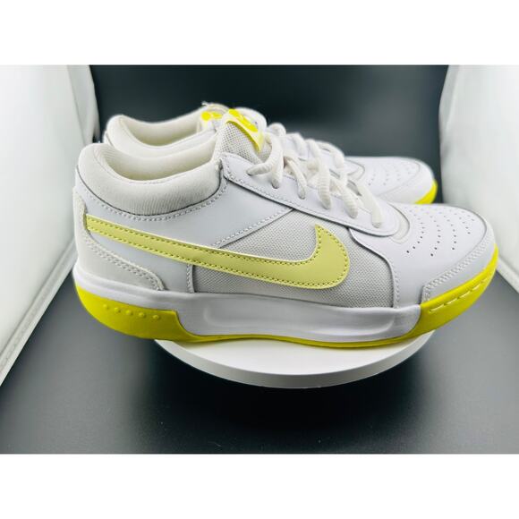 Nike Court Zoom Lite 3 Low White High Voltage W - DV3279-104 Sz 6 - Picture 4 of 6